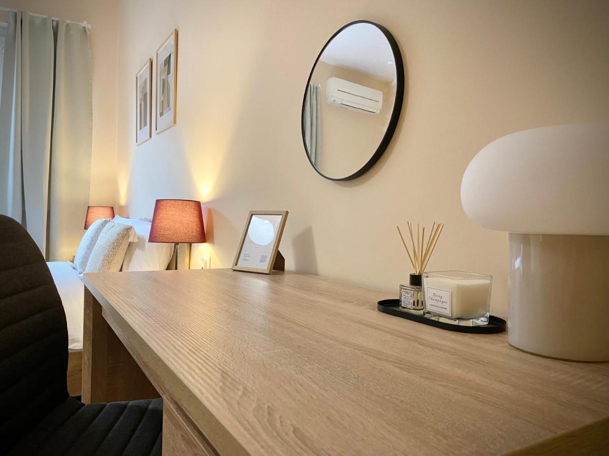 Top Centre Sofia Apartment For 6 Guests Eksteriør billede